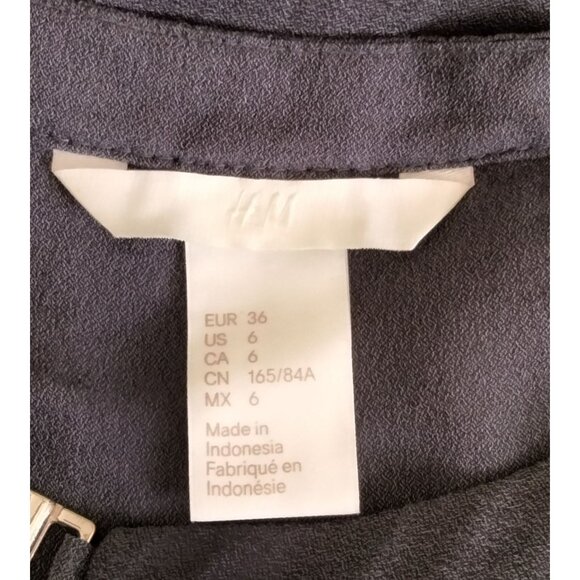 H&M Sleeveless Gray Cascading Ruffle Front Keyhole Front Detail Blouse Size 6 - Picture 7 of 8